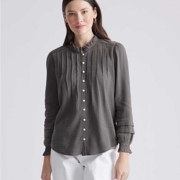 Quince Tops - Quince Organic Textured Cotton Peasant Button Front Blouse Women’s Small Gray